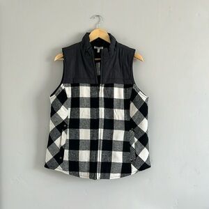 Maurice’s | NWT Black & White Buffalo Check Zip Up Vest